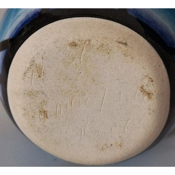 Ute Mountain Tribe Blue Black Cream Pottery Wedding Vase Signed Ruth Root 4" - Picture 4 of 5